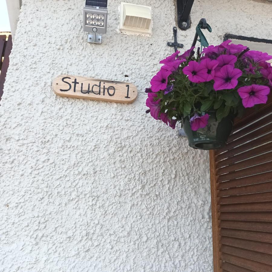 Kates Place Studio 1 Donegal Town Exterior foto